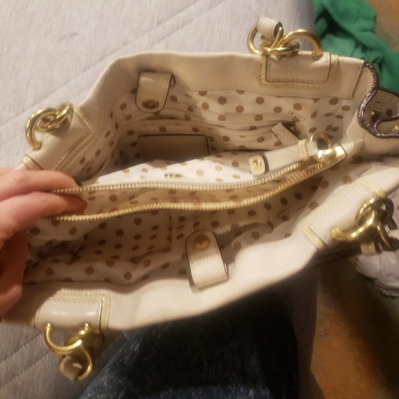 Designer purses - Picture 9 of 9